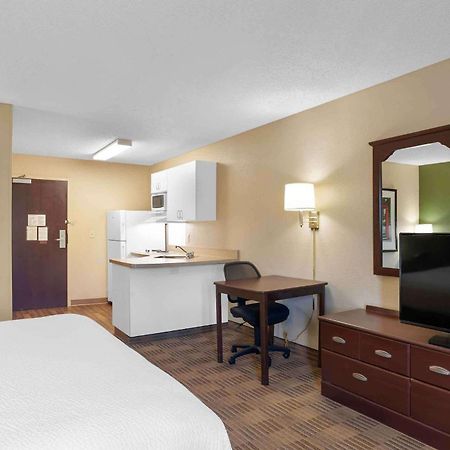 Extended Stay America Select Suites - Milwaukee - Waukesha Buitenkant foto