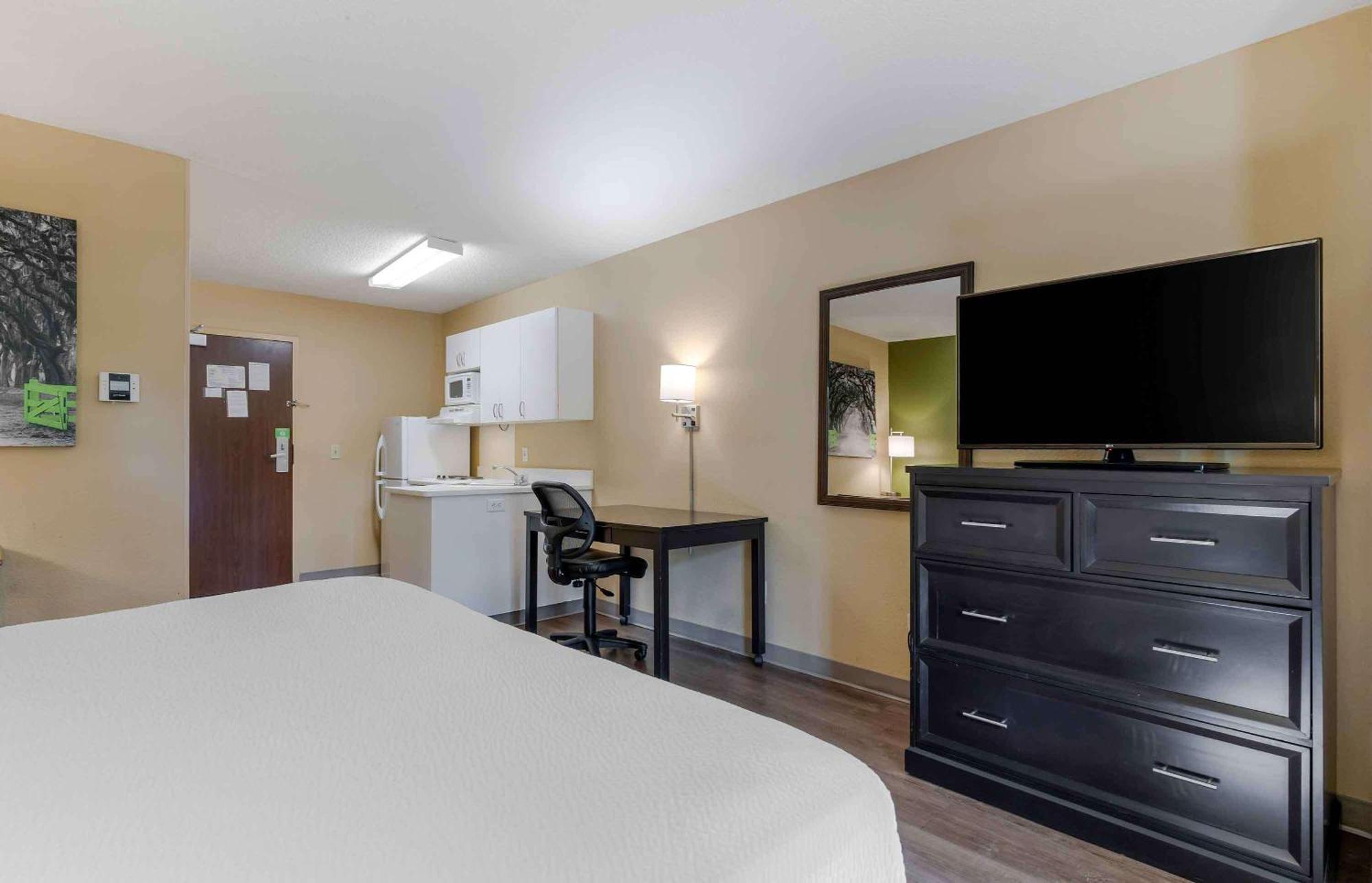 Extended Stay America Select Suites - Milwaukee - Waukesha Buitenkant foto