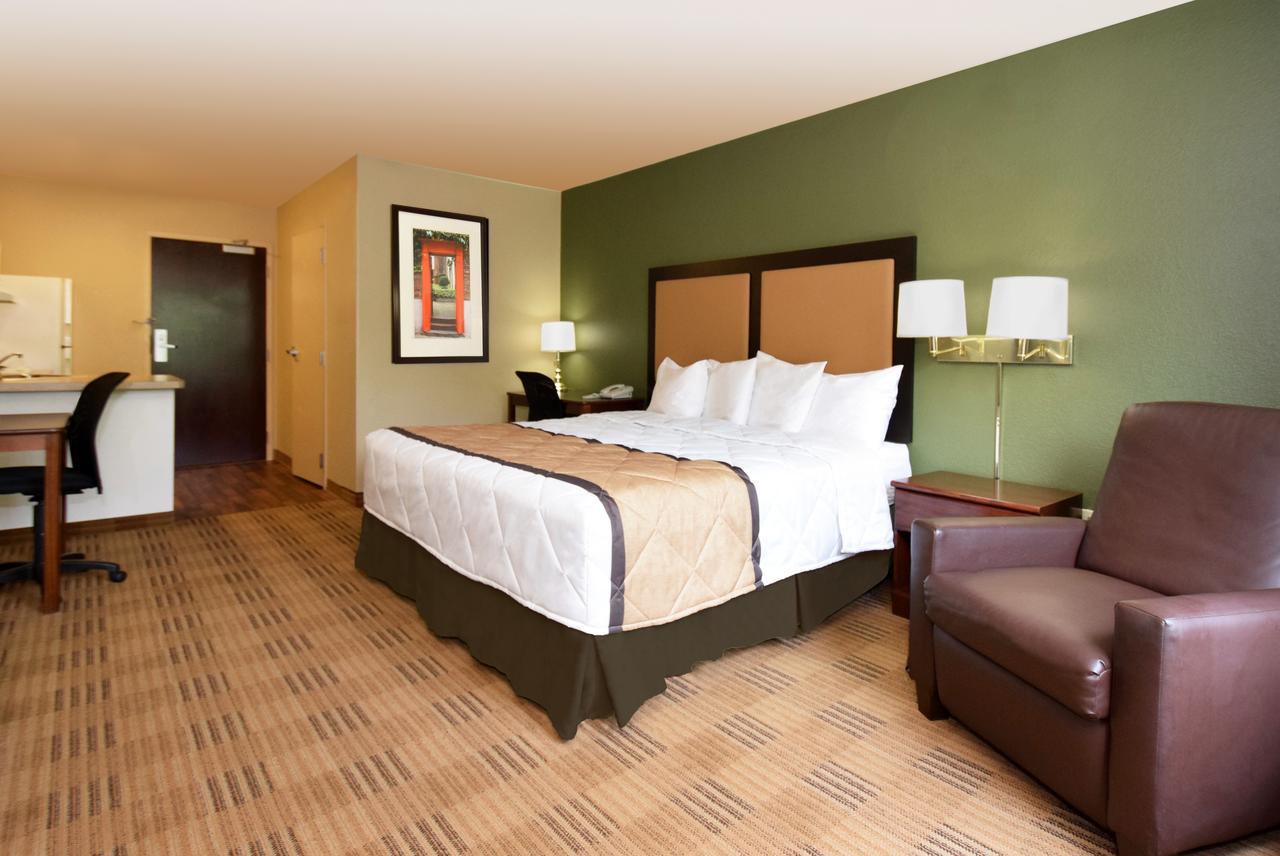 Extended Stay America Select Suites - Milwaukee - Waukesha Buitenkant foto