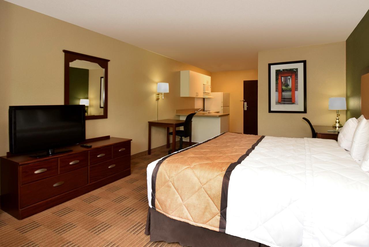 Extended Stay America Select Suites - Milwaukee - Waukesha Buitenkant foto